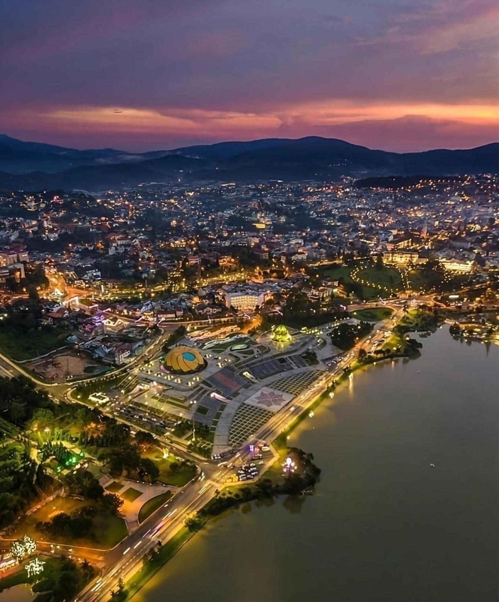 Sky House Hotel Da Lat City Екстериор снимка